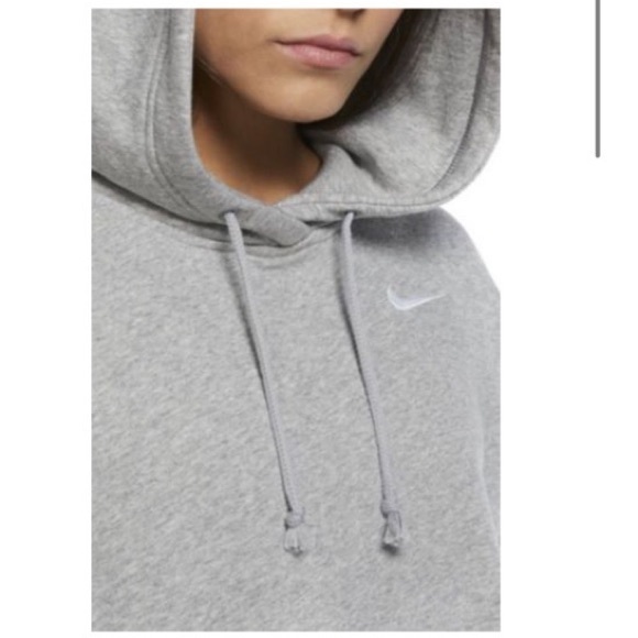 NWT Nike Sportswear Fleece Hoodie - Picture 3 of 8